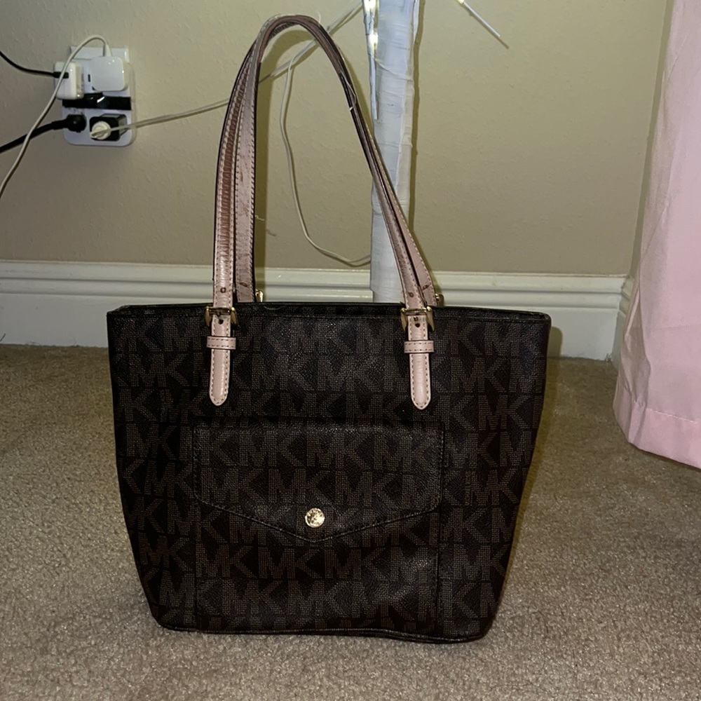 Michael Kors hand bag